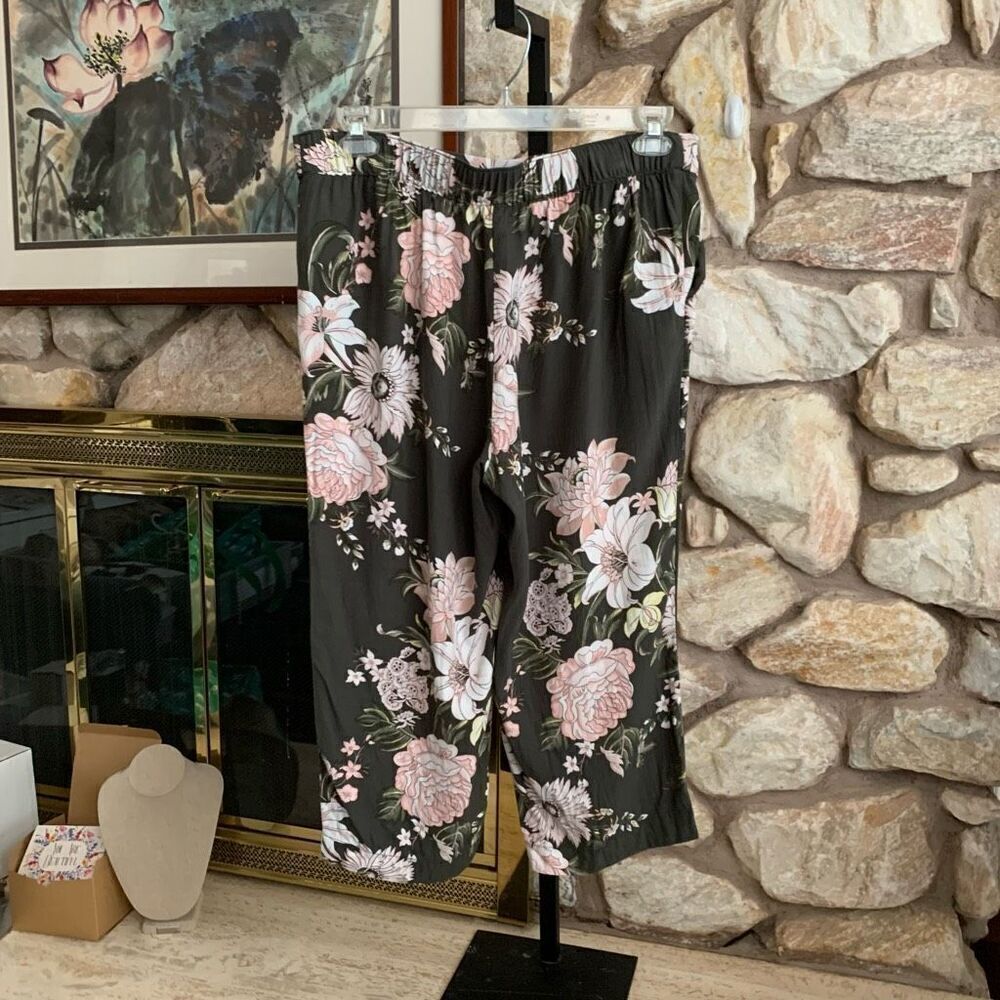 Loft womens floral cropped pants summer style - Picture 8 of 8